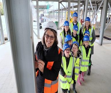 Sunningdale School steel signing Sunningdale School steel signing